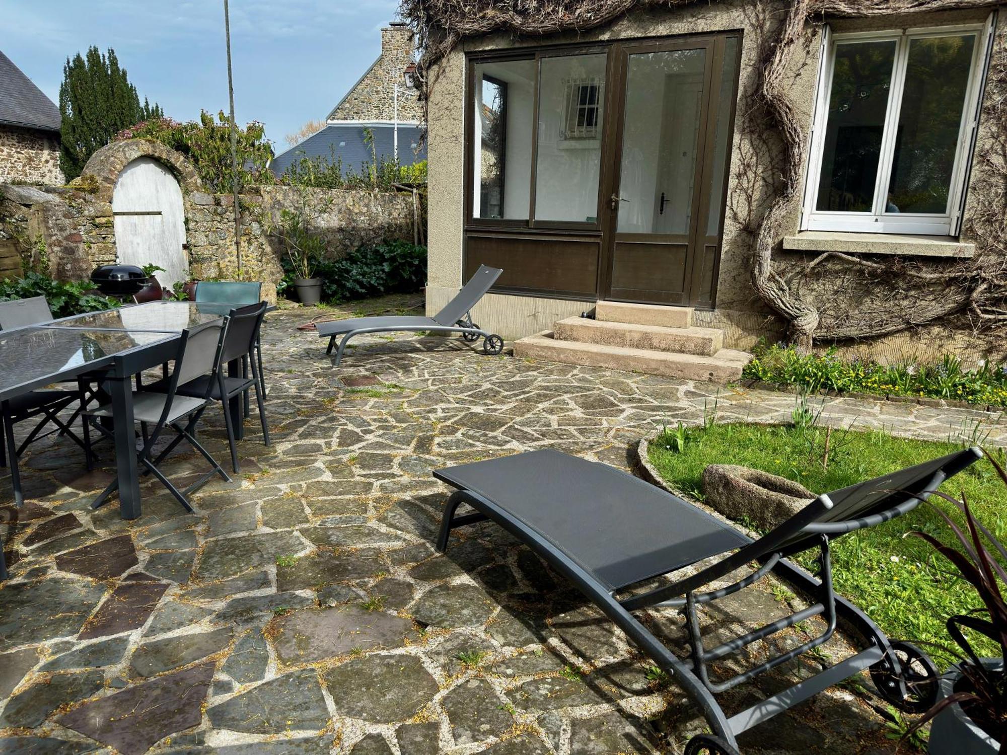 La Triolette, Maison Chaleureuse, Independante Et Refaite A Neuf Dans Le Vieux Coutainville, Tourisme Ou Teletravail Agon-Coutainville Exteriér fotografie