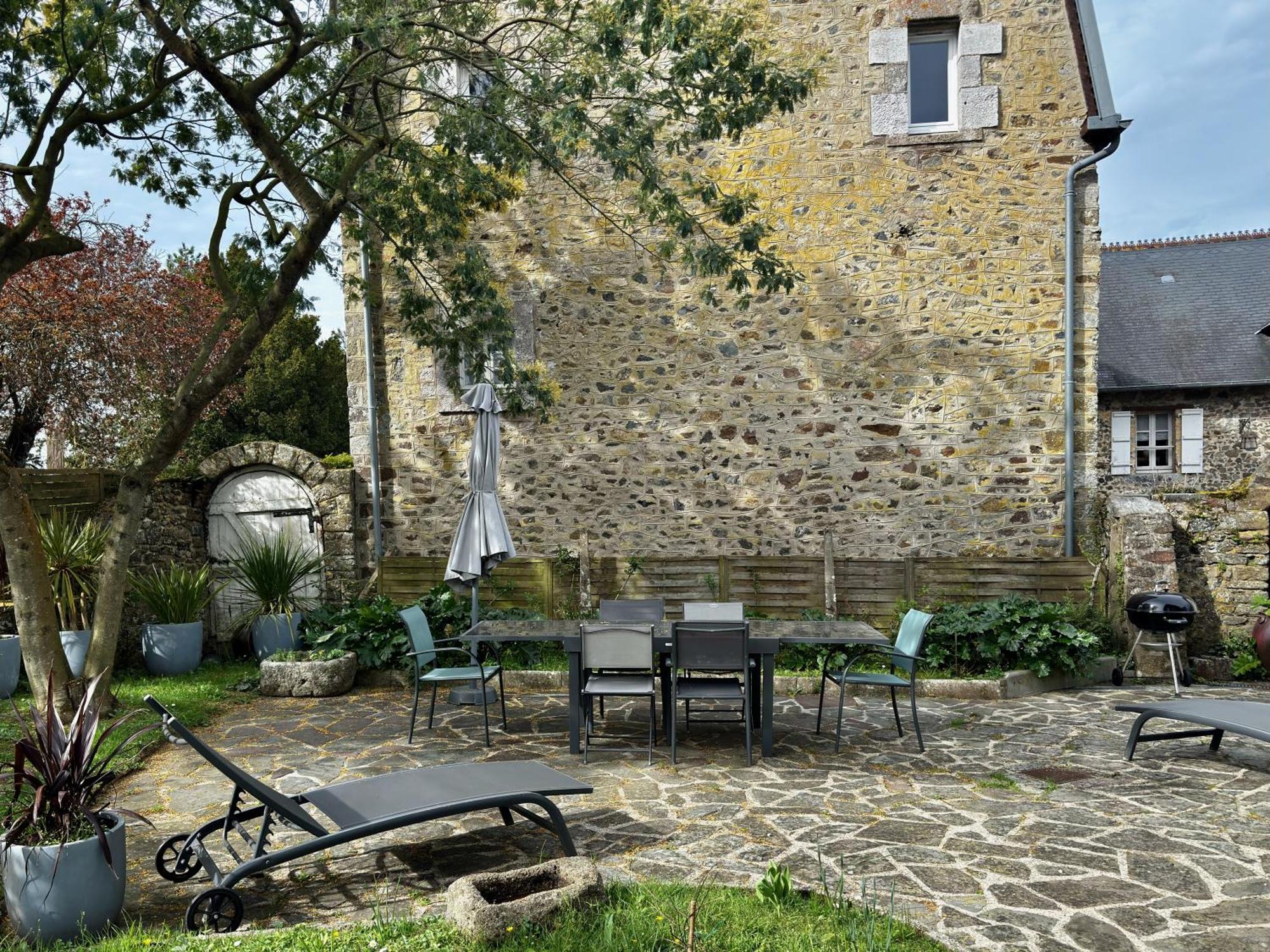 La Triolette, Maison Chaleureuse, Independante Et Refaite A Neuf Dans Le Vieux Coutainville, Tourisme Ou Teletravail Agon-Coutainville Exteriér fotografie